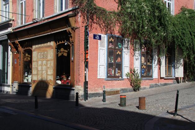 Mural art at Place Poelaert