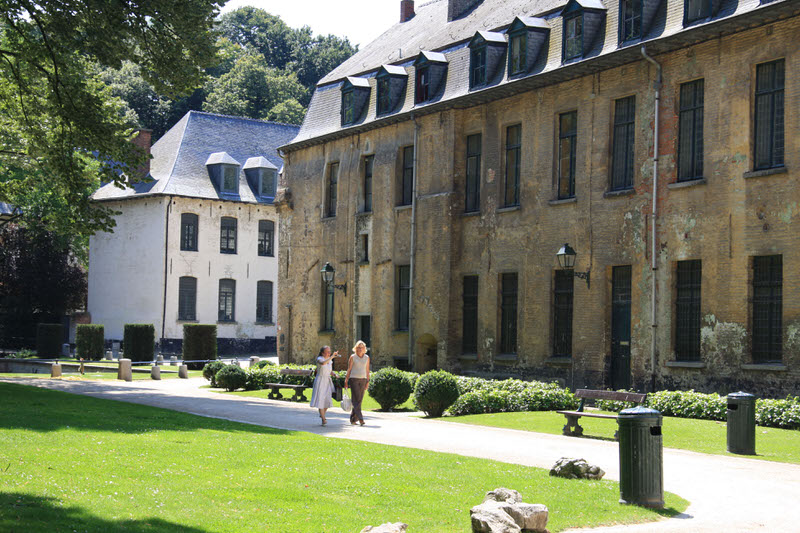 The peaceful surroundings of the Abbaye of la Cambre