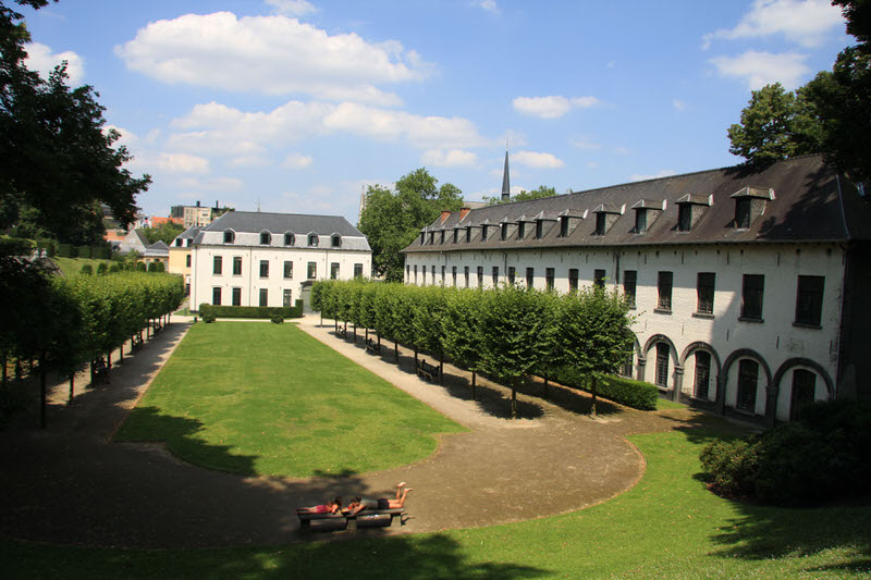 Other building of the School of decorative arts or Ã‰cole des Arts DÃ©coratifs