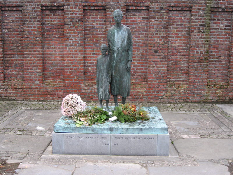 The RavensbrÃ¼ck Monument: