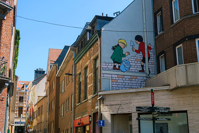 Quick et Flupke new Mural in Marolles Brussels