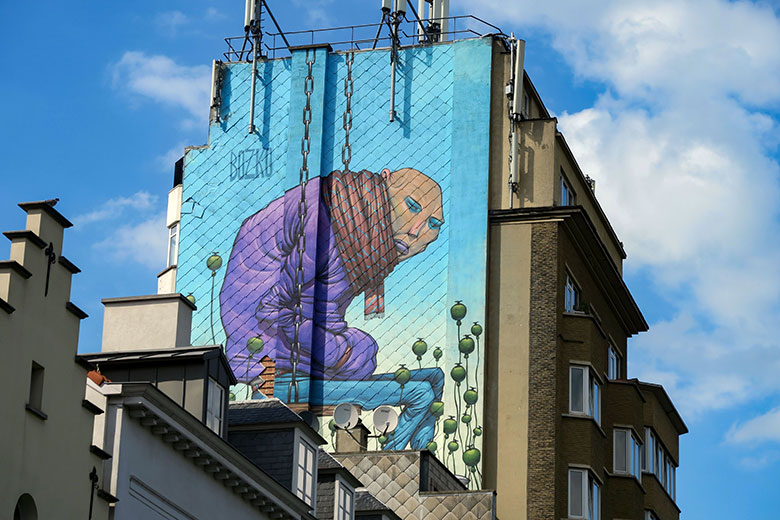 Swing painted mural by Artist Bozko