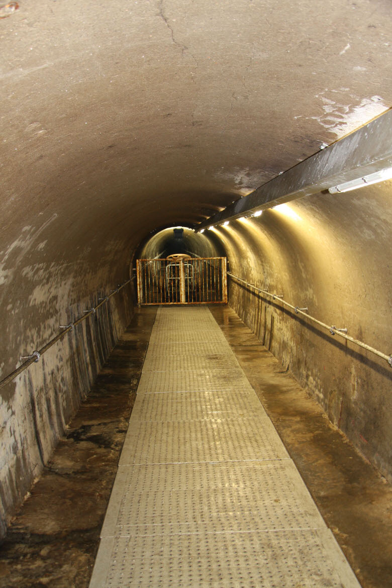 inside-sewers-brussels (3)